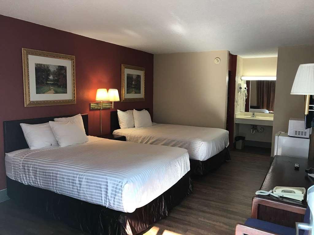 Rodeway Inn Далтън Стая снимка