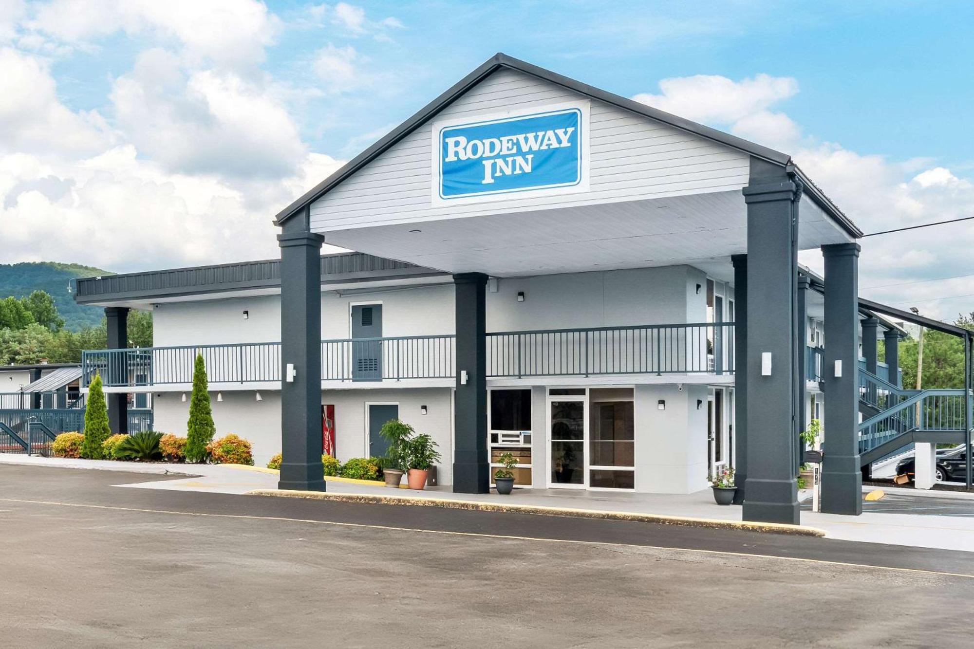 Rodeway Inn Далтън Екстериор снимка